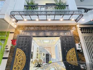 Nhà đẹp mới về vị trí cực đẹp  xe hơi đỗ cửa. 4.xxty