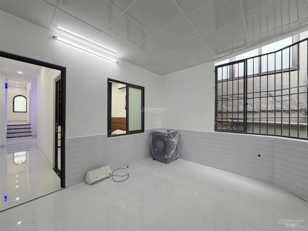 Bán nhà 2 tầng kiệt oto 5m hoàng diệu, 83m2