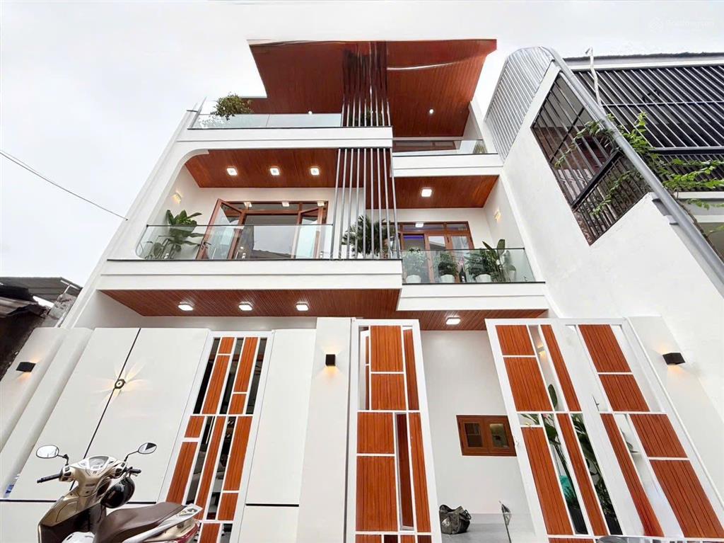 Bán nhanh villa mini 3 tầng kiệt oto 4m tôn đức thắng đối diện bến xe trung tâm