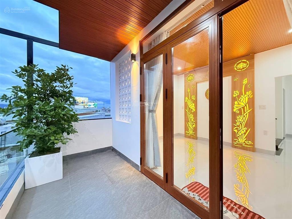 Bán nhanh villa mini 3 tầng kiệt oto 4m tôn đức thắng đối diện bến xe trung tâm