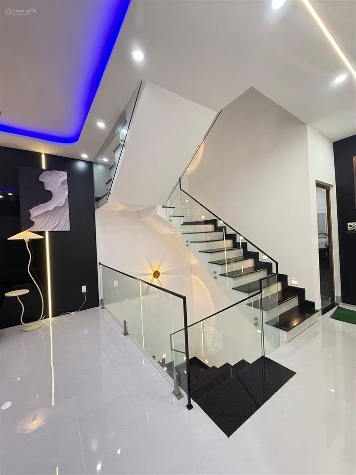 Bán nhanh villa mini 3 tầng kiệt oto 4m tôn đức thắng đối diện bến xe trung tâm