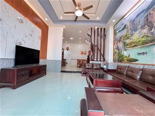 Bán nhà 3 tầng 3 mê mặt tiền đường hoà an9