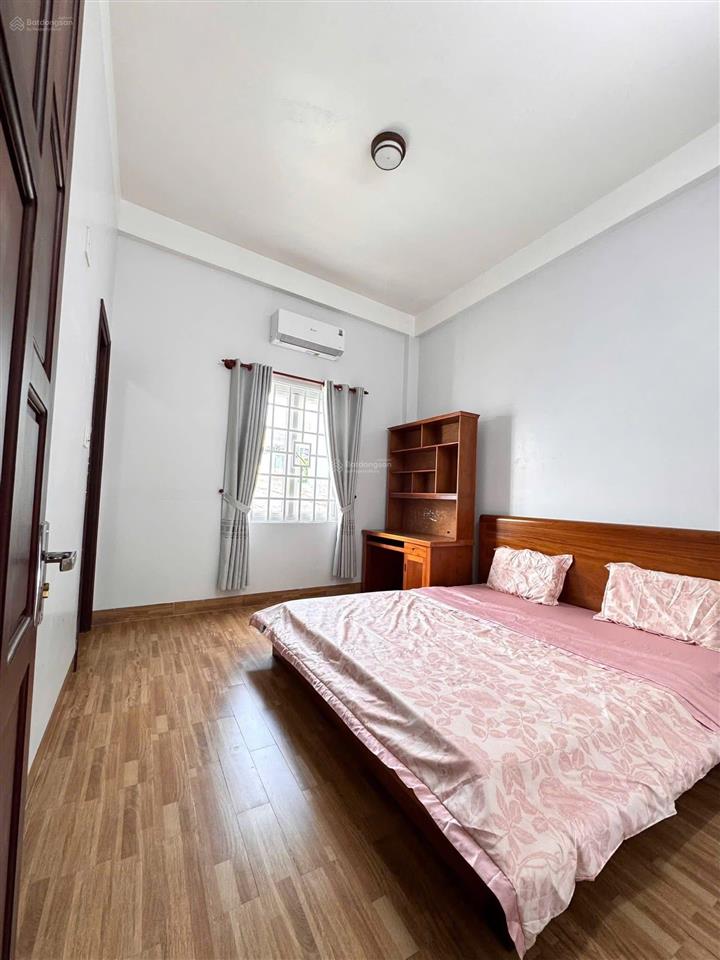 Bán nhà 3 tầng 3 mê mặt tiền đường hoà an9