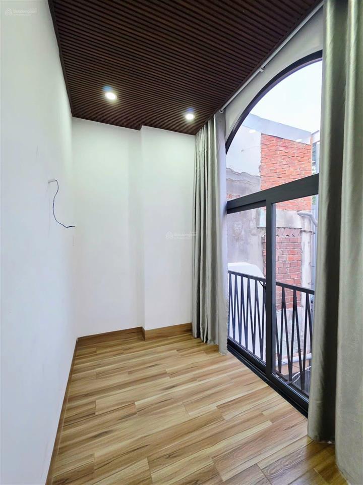 Bán nhà 2 tầng kiệt 120 lý thái tổ full nội thất cách đường 40mét