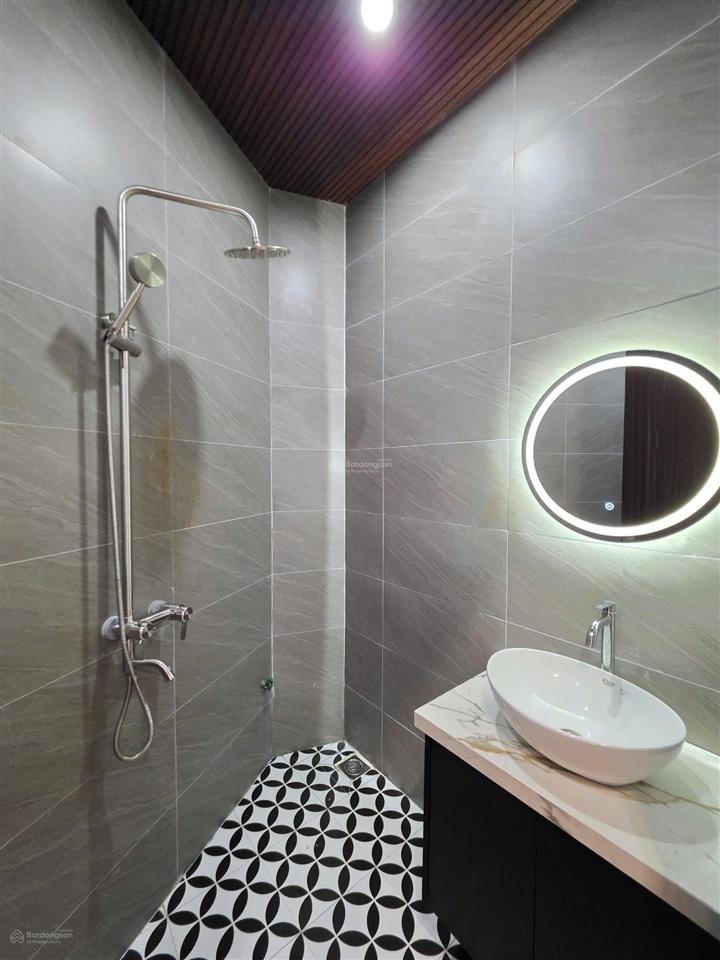 Bán nhà 2 tầng kiệt 120 lý thái tổ full nội thất cách đường 40mét