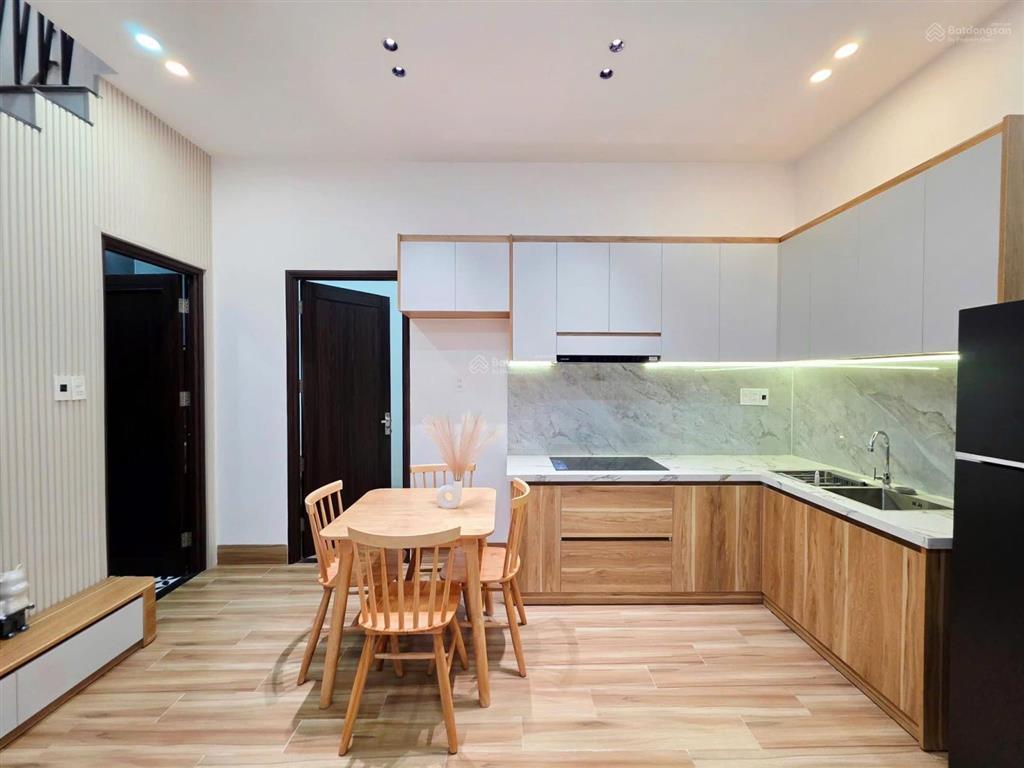 Bán nhà 2 tầng kiệt 120 lý thái tổ full nội thất cách đường 40mét