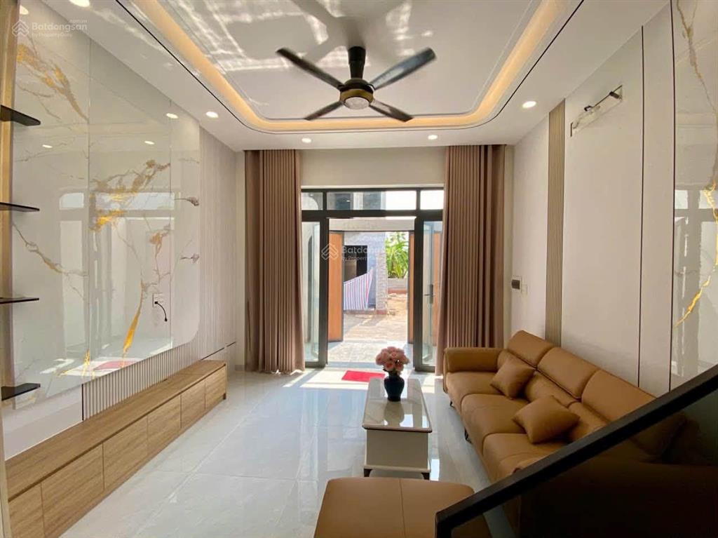 Chỉ hơn 5 tỷ  nhà đẹp 63m2  hẻm ô tô thông  sát nguyễn duy trinh.