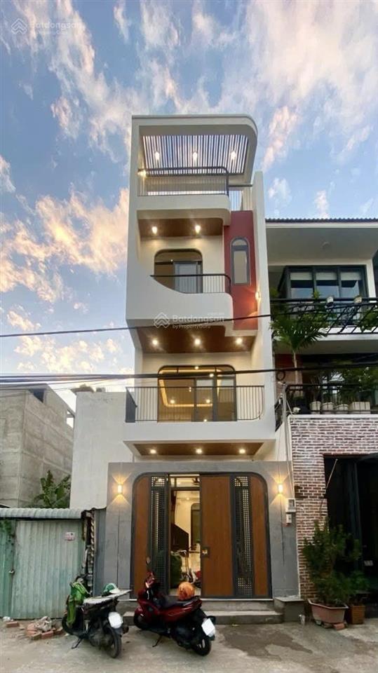 Chỉ hơn 5 tỷ  nhà đẹp 63m2  hẻm ô tô thông  sát nguyễn duy trinh.