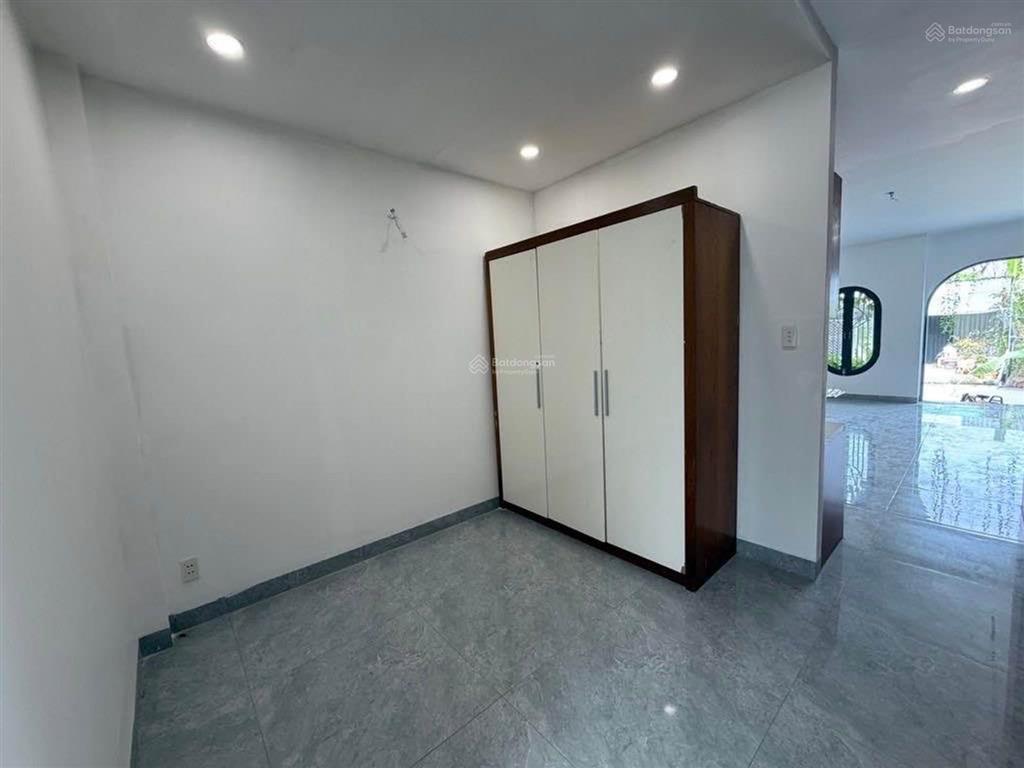 Bán nhà đướng số 1, hẻm ô tô, 51m2, 2 tầng giá 4.29 tỷ