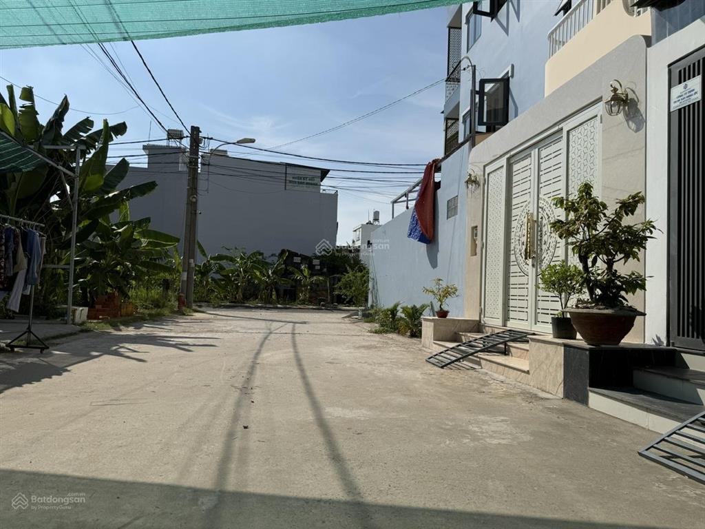 Bán nhà đướng số 1, hẻm ô tô, 51m2, 2 tầng giá 4.29 tỷ