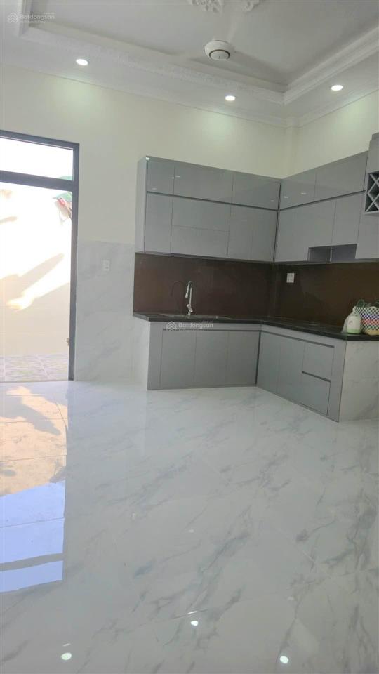 Bán nr tại lã xuân oai, 6,7 tỷ, 64m2, 4pn, 4wc, 4t