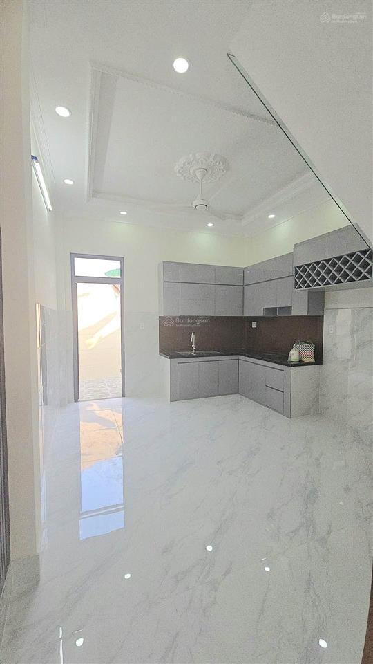 Bán nr tại lã xuân oai, 6,7 tỷ, 64m2, 4pn, 4wc, 4t