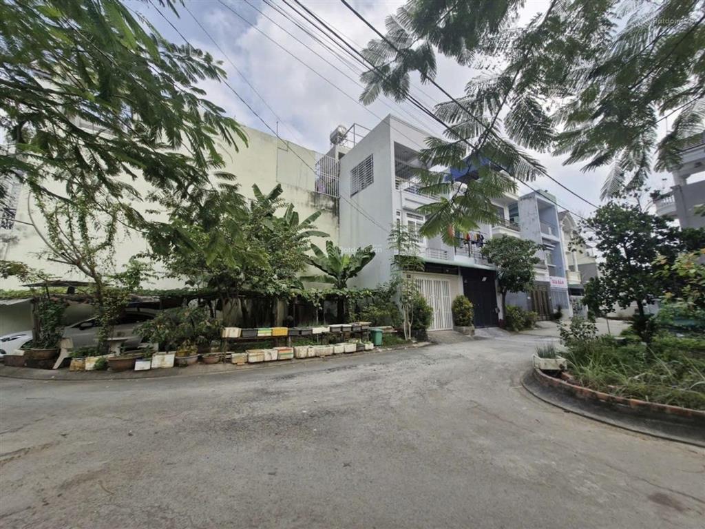 Bán đất nền dự án vườn lan, long trường, quận 9, 70m2, lô góc, giá 4.59 tỷ