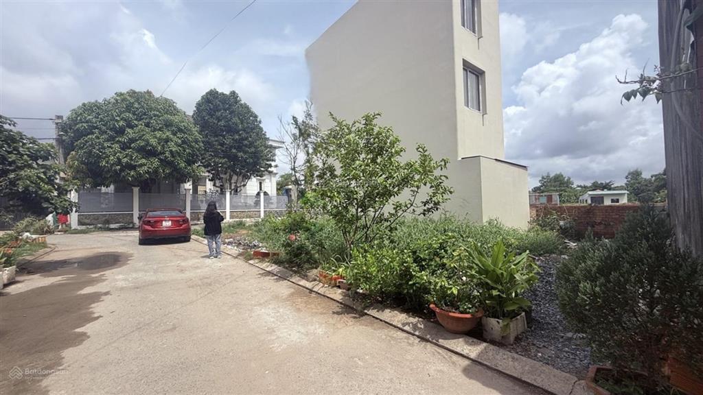 Bán nền khu phân lô, nguyễn duy trinh, 56m2, giá 3,6 tỷ.