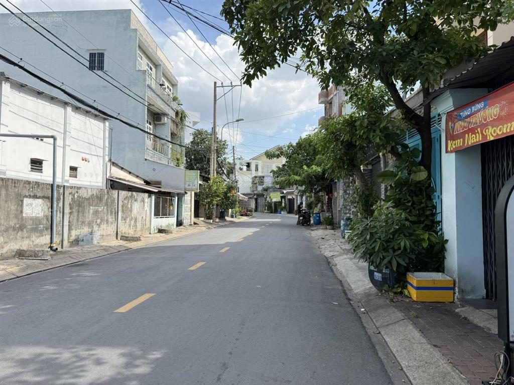 Nhà nền thổ  đình phong phú  hẻm tải 108m²  giá 8,2 tỷ  0937 099 ***