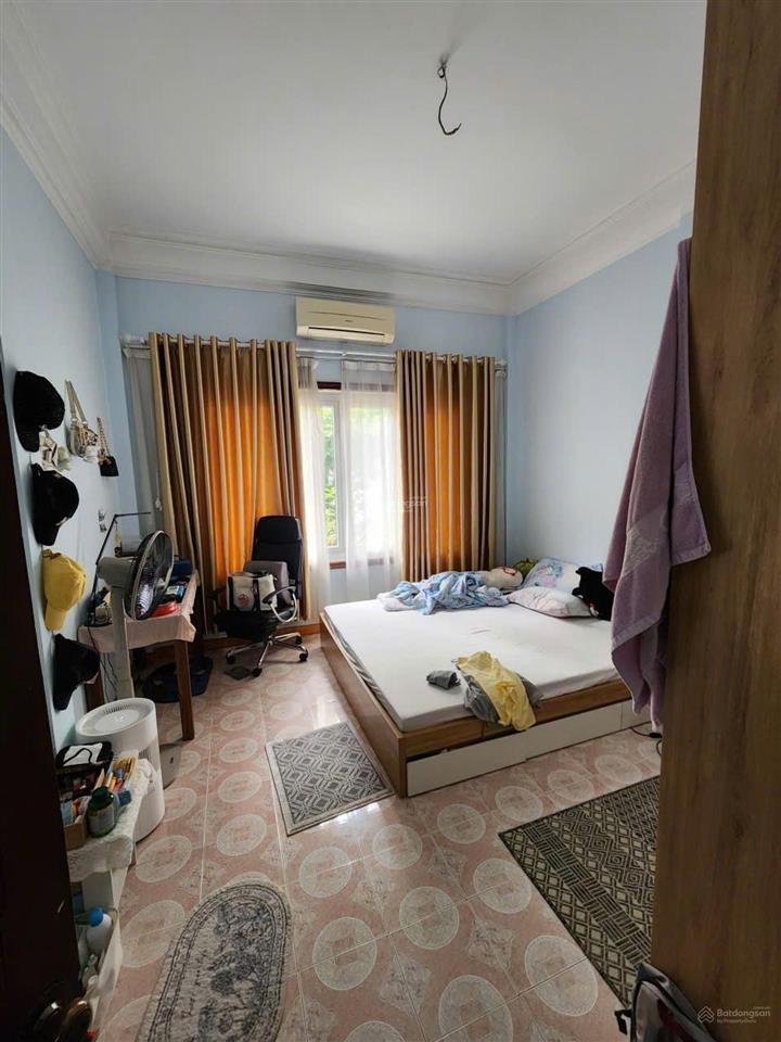 Phân lô  vỉa hè  ô tô tránh 4 tầng  kinh doanh
