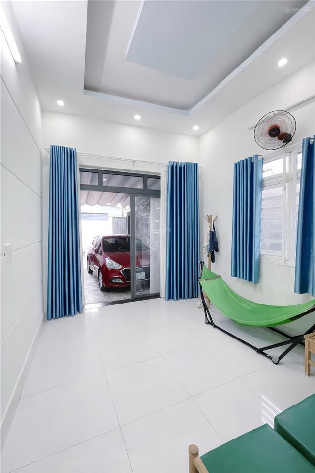 Chính chủ gửi bán nhà giá rẻ lô góc ở linh xuân thủ đức hẻm xe hơi ngay sân bóng chợ xuân hiệp