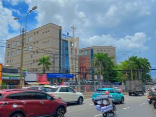 Chính chủ gửi nhà diện tích lớn giá tốt ở quốc lộ 13 thủ đức hẻm xe hơi ngay đại học luật