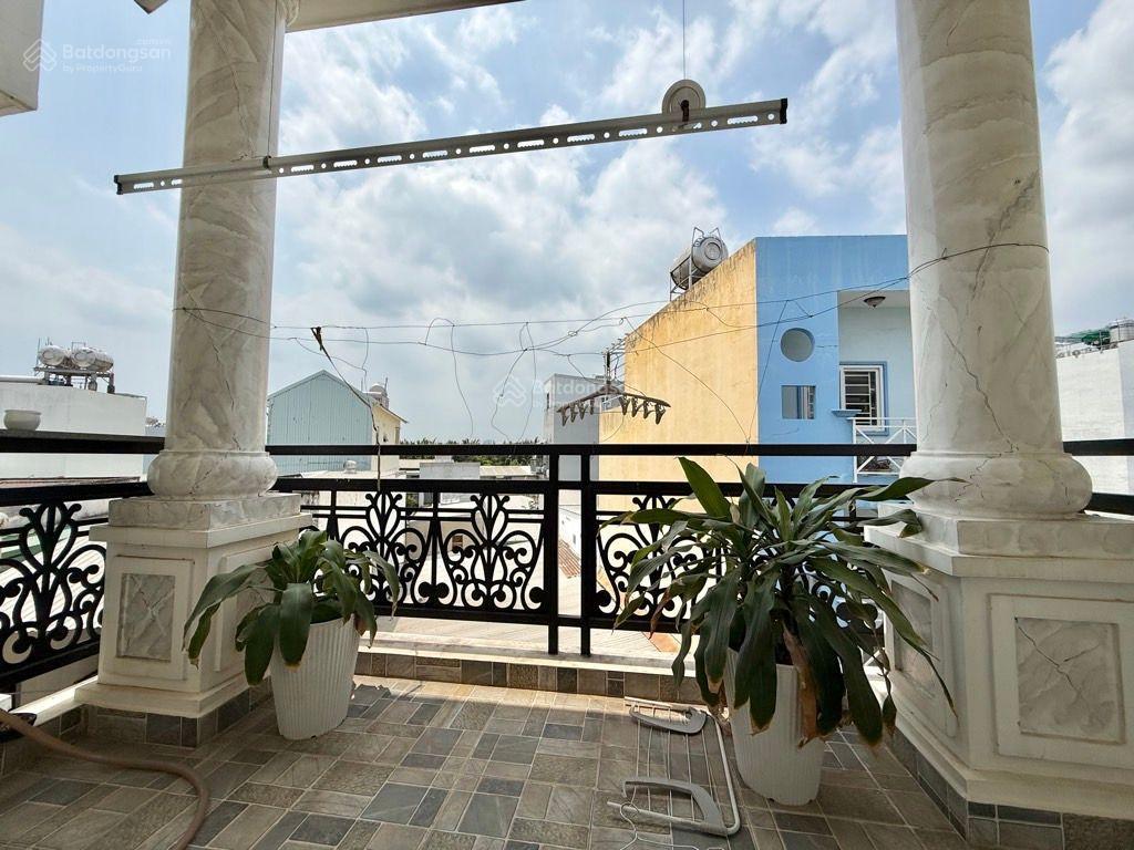 Chính chủ gửi bán nhà đẹp ngay hiệp bình chánh thủ đức hẻm xe hơi gần đại học luật sổ riêng ở ngay
