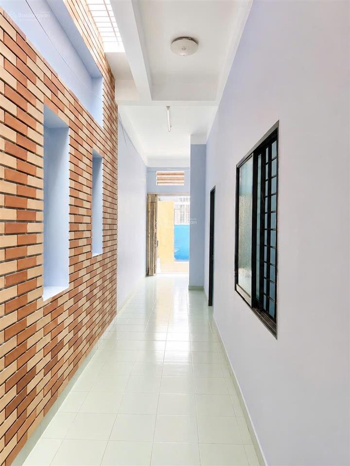 Bán nhà giá rẻ trung tâm phước long, gần đỗ xuân hợp, xa lộ hà nội. hẻm xe hơi. sổ riêng, vuông đep