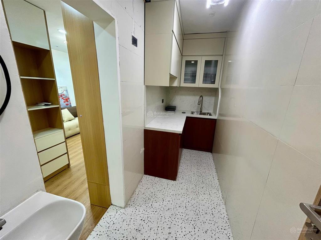 Gia đình tôi chính chủ tập thể h4 mặt phố thành công sổ 25m sd 70m 2 ngủ ở ngay 4ty1x