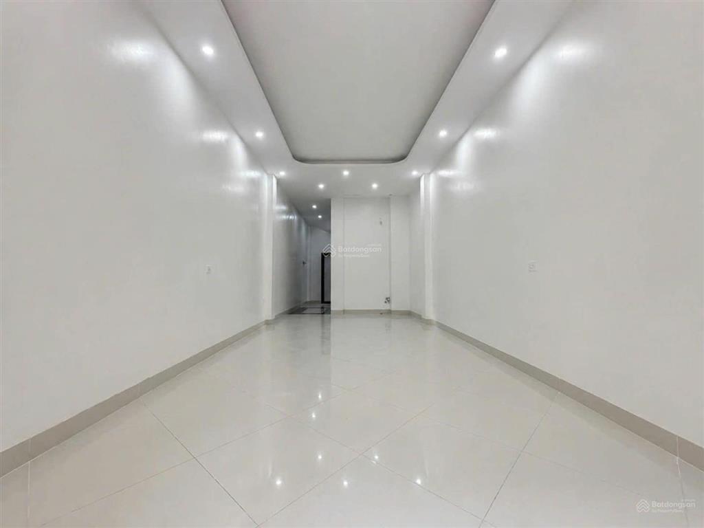 Bán nhà nghõ hòa bình 2 đẹp long lanh gần time city gần phố giao thông thuận tiện