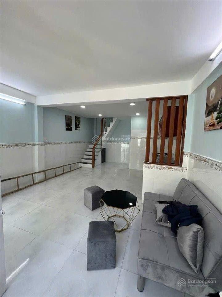 3.2 tỷ  nhà bình tân, giáp tân phú, gần kênh nước đen, nguyễn sơn kéo dài, 25m2, sổ vuông