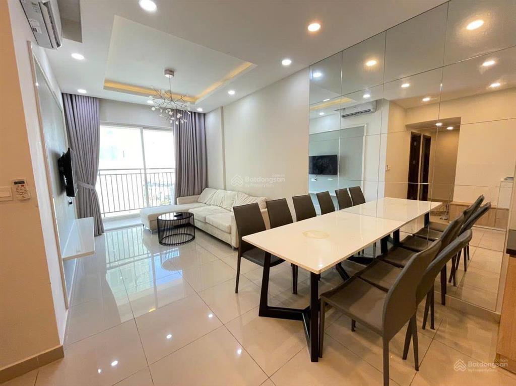 Chính chủ cần bán gấp căn hộ charmington quận 10 dt 72m2 2pn 2wc giá 2 tỷ 260 nội thất đầy đủ