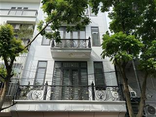 Liền kề văn phú cạnh siêu thị metro 50m2, 16tr/th