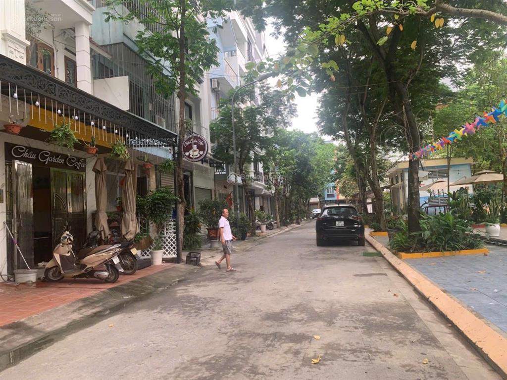 Liền kề dương nội phân lô vỉa hè 50m 4 tầng 13tr