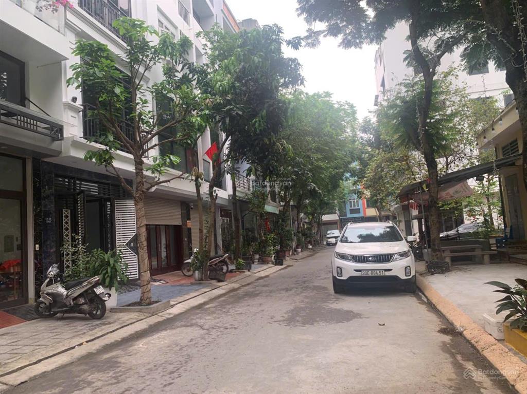 Liền kề dương nội phân lô vỉa hè 50m 4 tầng 13tr