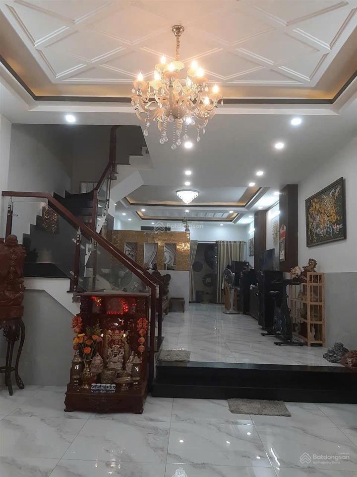 Bán nhà hẻm ô tô ngay bến xe quận 8, 3 tầng kiên cố, 88m2 (ngang 5), 6.8 tỷ