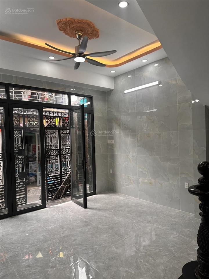 Bán nhà cao lỗ, cách parcmall 500m, 4 tầng, 5pn, 5wc, dtsd 170m², nhỉnh 6t