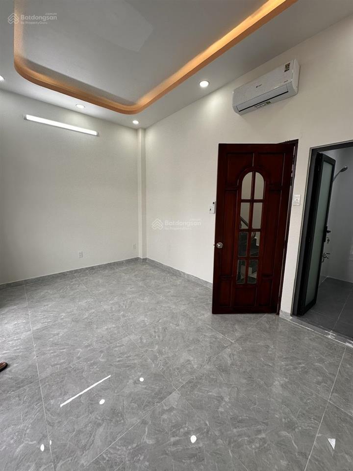 Bán nhà cao lỗ, cách parcmall 500m, 4 tầng, 5pn, 5wc, dtsd 170m², nhỉnh 6t