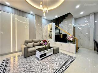 Bán nhà ngay kdcbình hưng, gần bến xe quận 8, ql50, tạ quang bửu, 3 tầng, 100m2(5x20), nhỉnh 5 tỷ