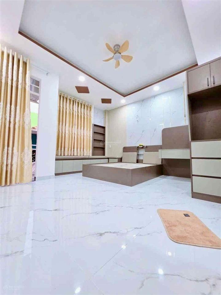 Cứng cáp, nhà 4 tầng phạm thế hiển quận 8 40m2, dọn vào ở ngay 6.2 tỷ