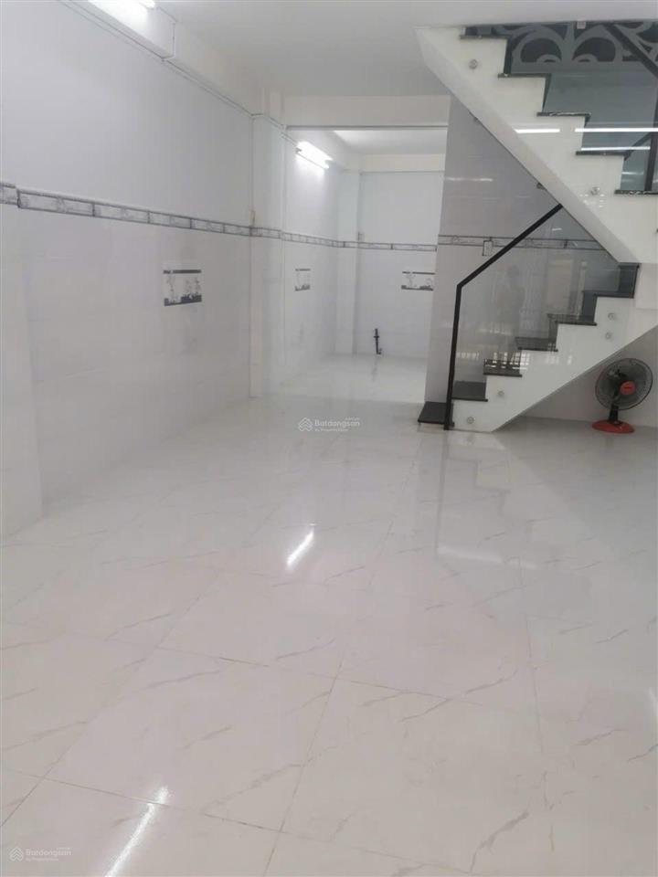 Sát chợ rạch ông nhà 3 lầu hẻm xe hơi 6m 7,95 tỷ