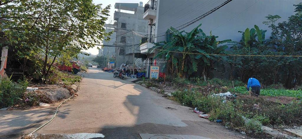 Bán 93m² đất dịch vụ thăng long 9, lai xá  vị trí đẹp gần hồ lai xá