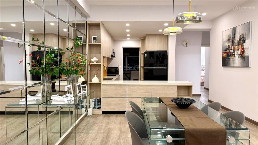 Cho thuê căn hộ 3pn, 2wc, 118m2 tại grand view, 25 triệu, tân phong, q7, tp.hcm