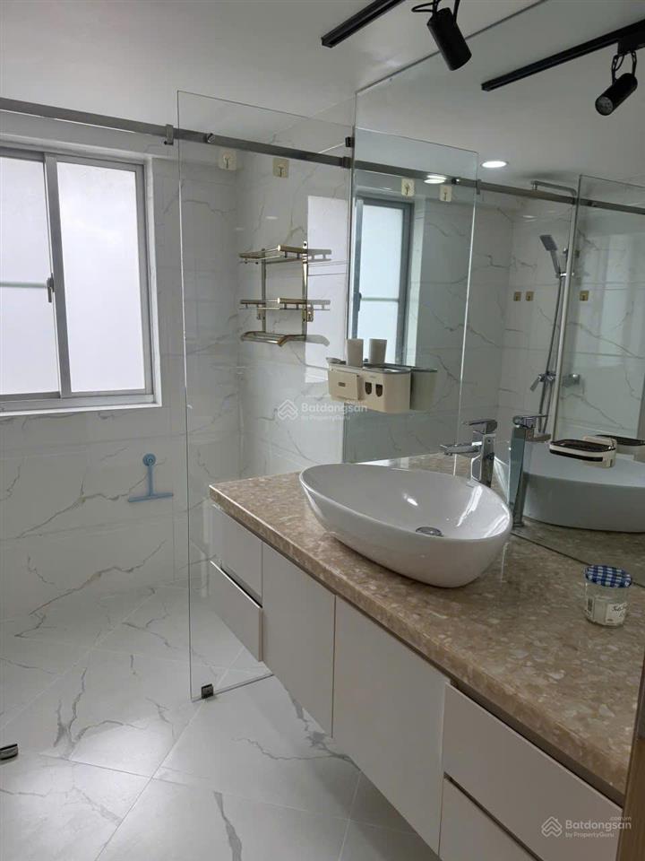 Chỉ 40 triệu/tháng căn hộ mỹ khánh 3 phòng ngủ rộng 195m², view đẹp, đáng thuê nhất phú mỹ hưng