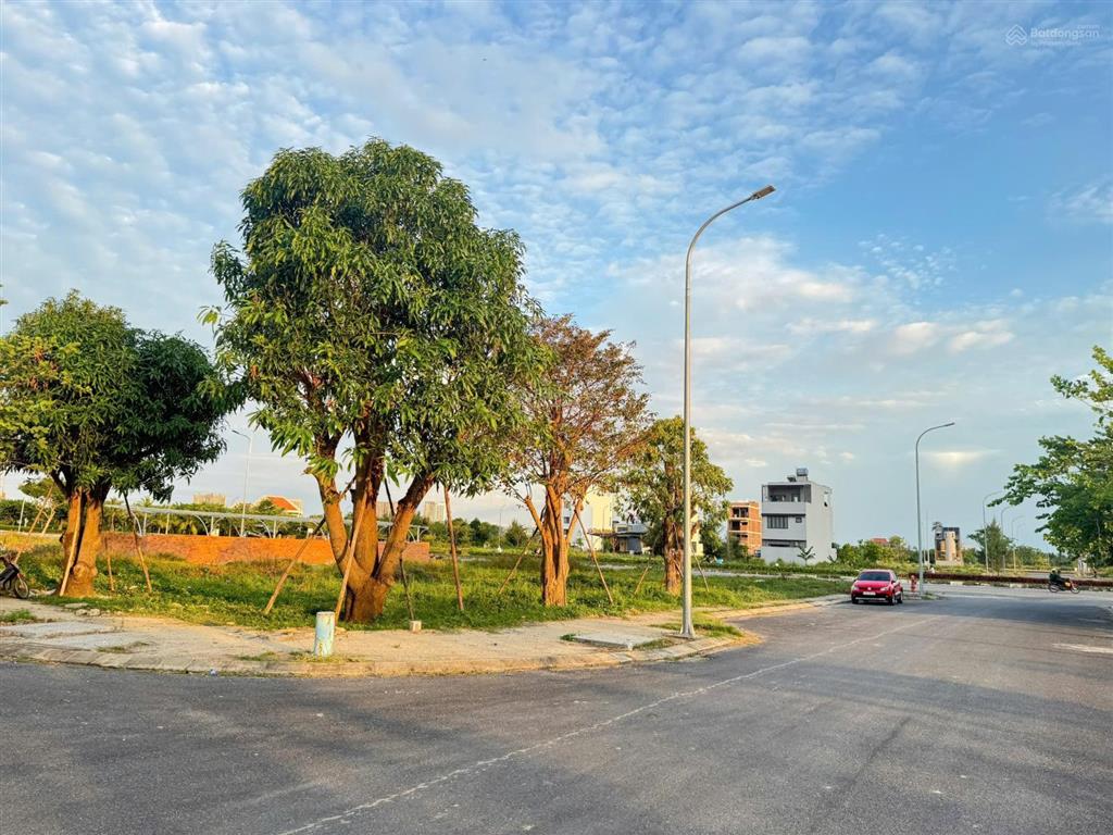 Chính chủ cho thuê đất khai thác lâu dài khu v6 fpt city đà nẵng