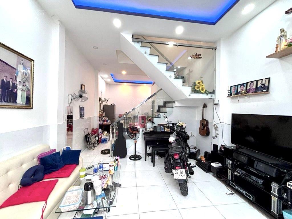 Bán nhà hẻm xe hơi 60m2, 3 tầng, chỉ nhỉnh 5 tỷ, nguyễn cửu đàm, phường tân sơn nhì, tân phú tp hcm