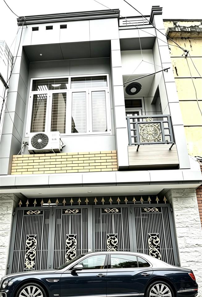 Bán nhà hẻm xe hơi tây thạnh, tân phú  44m2 , 2 tầng btct, chỉ 4.9 tỷ, gần sân bay và metro