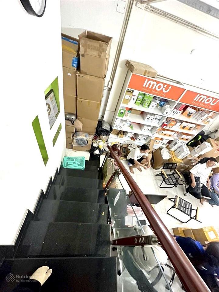 Bán nhà hẻm xe hơi tây thạnh, tân phú  44m2 , 2 tầng btct, chỉ 4.9 tỷ, gần sân bay và metro