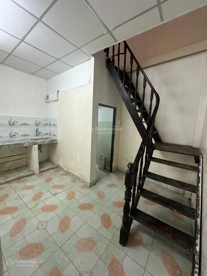 Bán nhà hxh đổ cửa 2 tầng nguyễn súy, tân sơn nhì, q. tân phú, khu víp tân phú ,chỉ 4,65 tỷ còn bớt