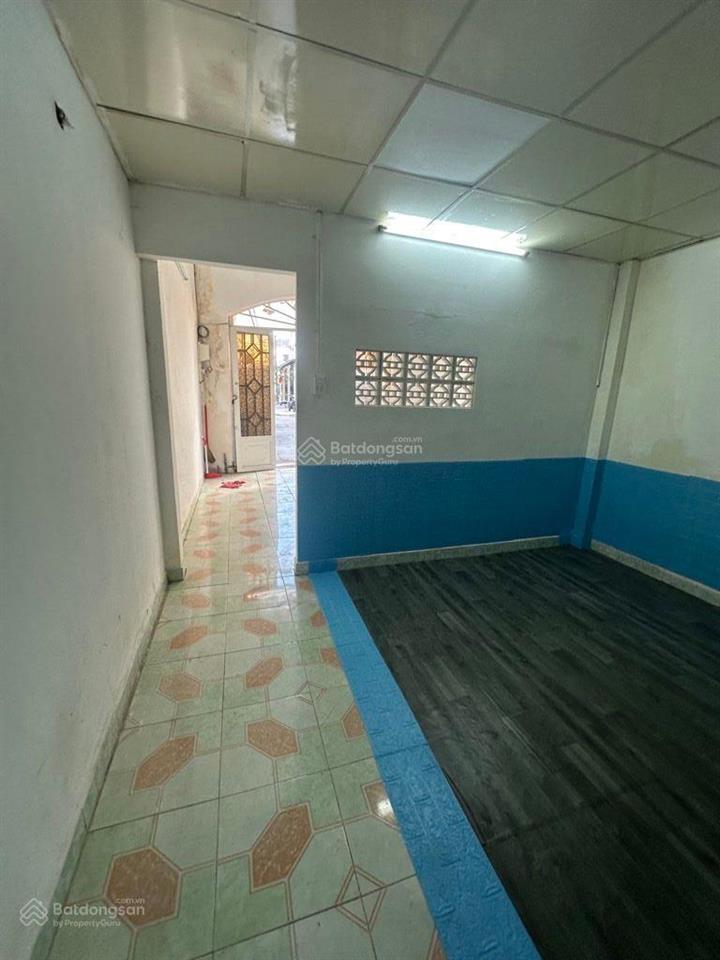 Bán nhà hxh đổ cửa 2 tầng nguyễn súy, tân sơn nhì, q. tân phú, khu víp tân phú ,chỉ 4,65 tỷ còn bớt