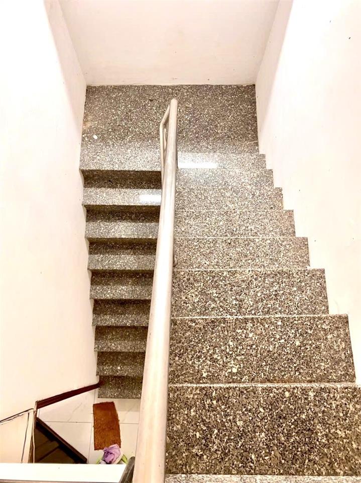 Nhà đẹp sát hxh  gần 50m2  3 tầng  chỉ nhỉnh 5tỷ  nguyễn văn săng  tân sơn nhì giáp tân bình