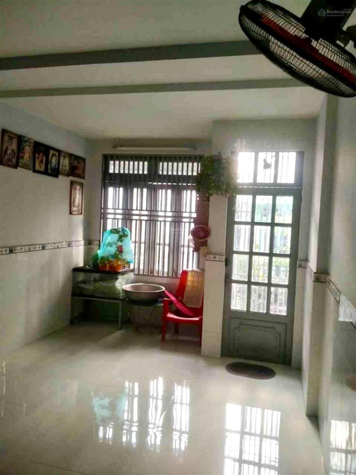 Bán nhà mặt tiền xe hơi tránh 93m3 chỉ 7tỷ kinh doanh tốt gần chợ tân hương tiềm năng đầu tư