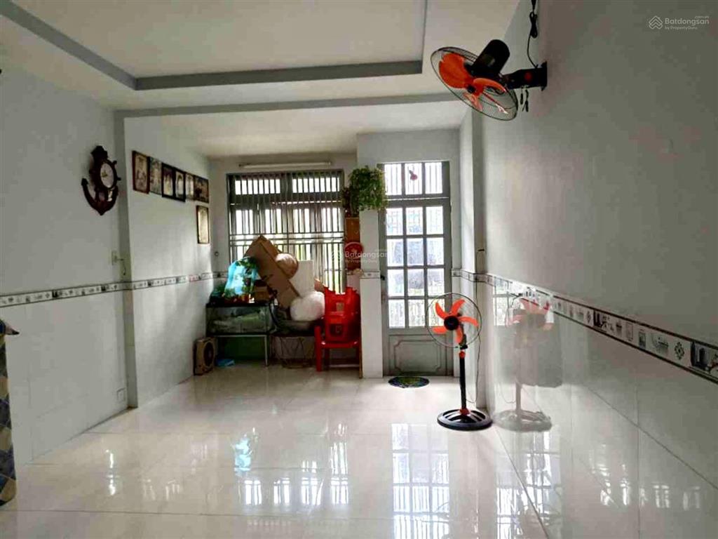 Bán nhà mặt tiền xe hơi tránh 93m3 chỉ 7tỷ kinh doanh tốt gần chợ tân hương tiềm năng đầu tư
