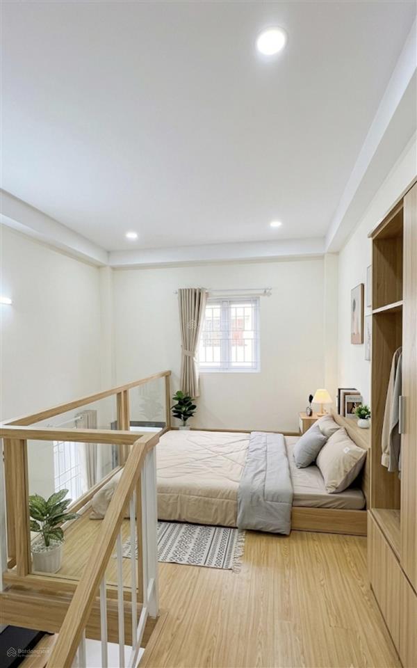Bán nhà tân phú mặt tiền đô đốc long, đường 8m ngang 4m x 18m 2 tầng giá chỉ 4,9 tỷ còn bớt
